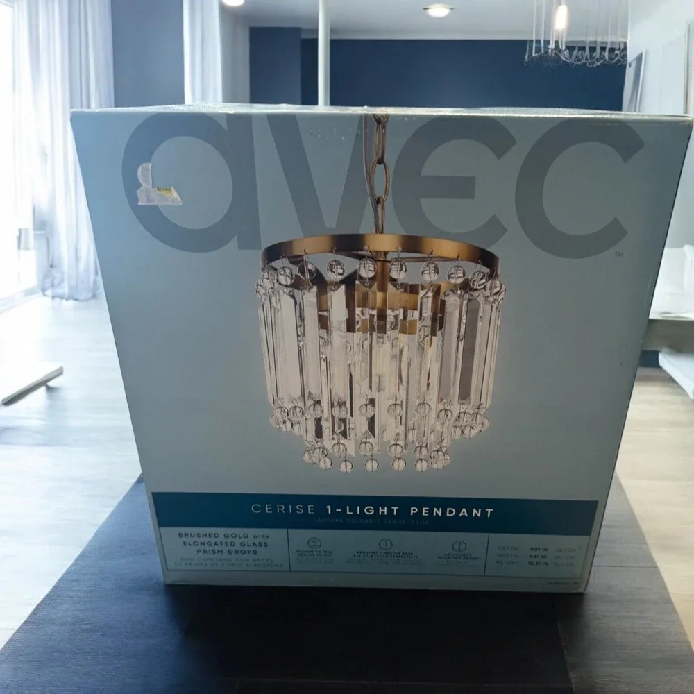(New) Avec Cerise Collection Luxery Brushed Gold Pendant‎  Chandelier Light